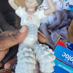 Lladro rhumba girl retired