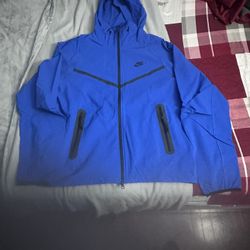Nike Tech Woven Jacket Blue Small 
