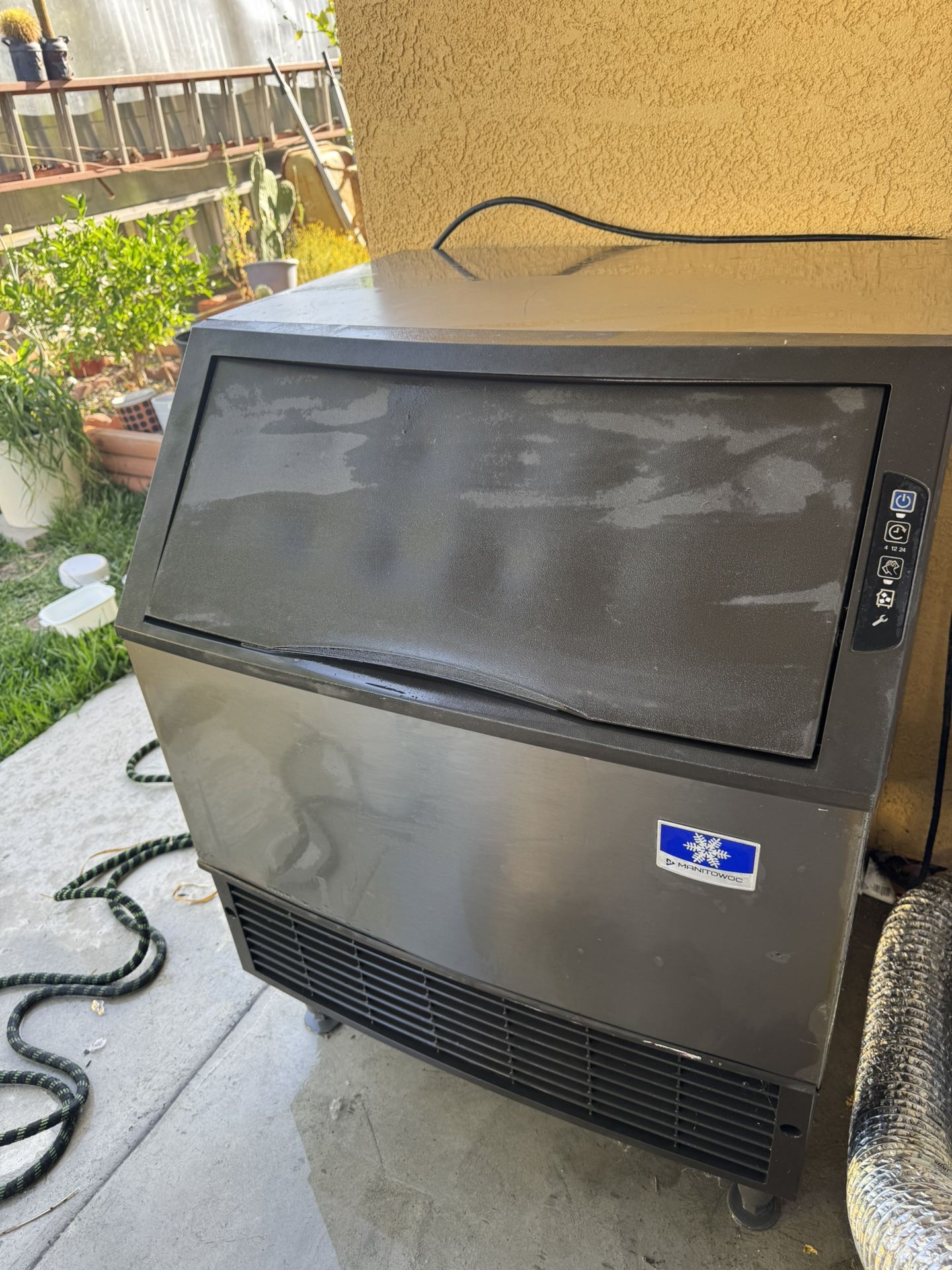 Manitowoc Ice Machine