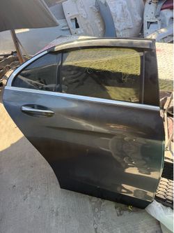 2015 Mercedes Benz C300 Right Rear Door $450