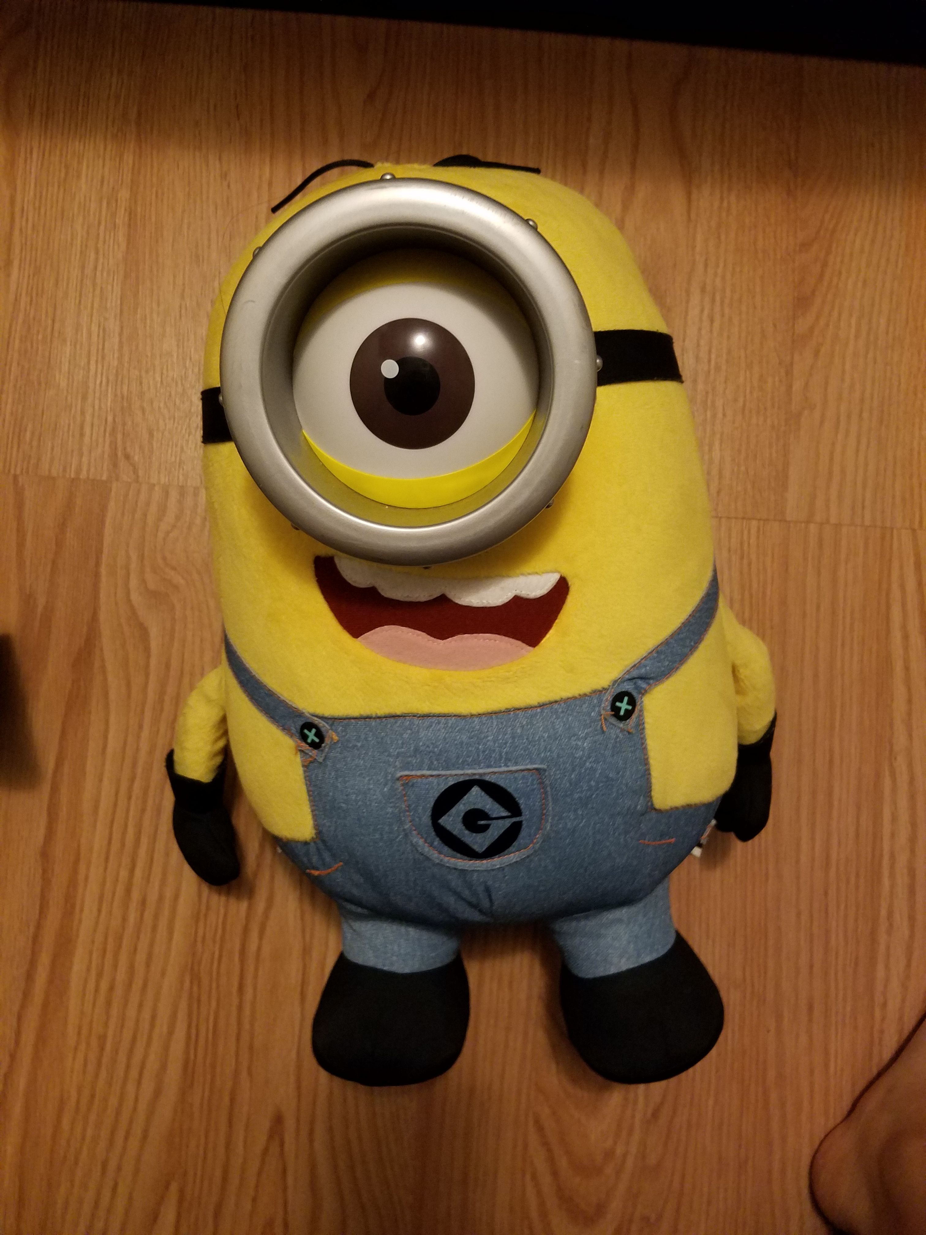 Talking minion
