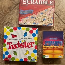 3 BOARD GAMES SCRABBLE(TILE LOCK) - TWISTER - JEOPARDY ** NEW SEALED *