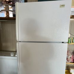 Refrigerator Whirlpool Estate 