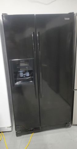 Kenmore Side By Side Black Refrigerator
