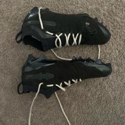 Under Armor Pro Men’s Spotlight Suede 