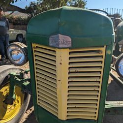 Tractor 
