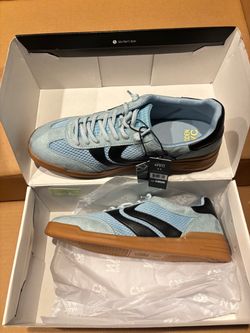 Steve Madden NYC Low-Top Sneakers Size 11