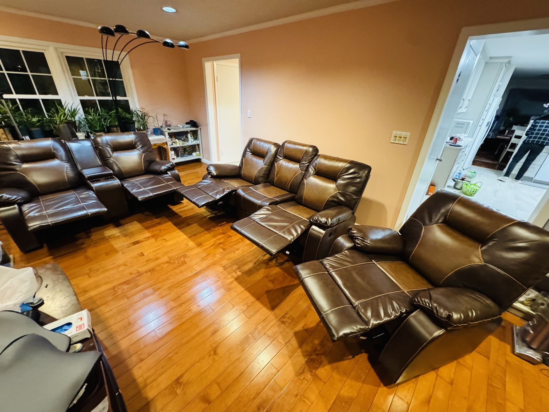 FREE DELIVERY AND INSTALLAT 🚚 Brand New in Box 📦 3 - Piece Reclining Sofa Love and Chair