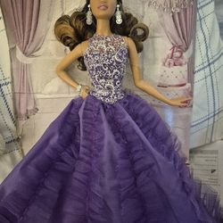 



+16
The Barbie Signature Quinceanera Doll 2016 Mattel 