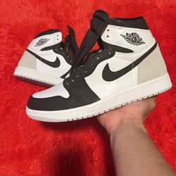 AIR JORDAN RETRO 1 