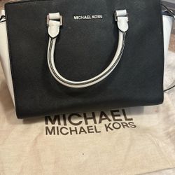 Michael Kors Tote