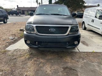 Ford F-150 SVT Lightning Bumper cover