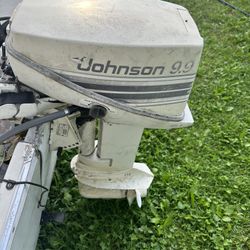 Johnson Motor 9.9