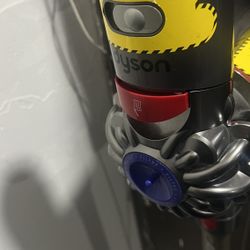 Dyson Vacuum Cleaning TT9-US-RDJ9380A