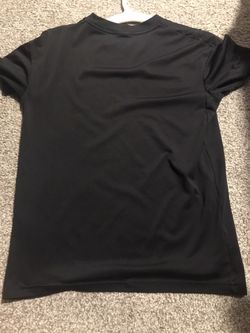 black nike compression shirt size small