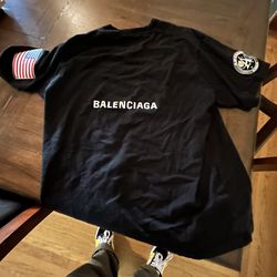 NASA x BALENCIAGA shirt will fit XL or 2XL