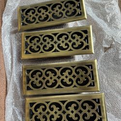   NEW. 4- Floor Adjustable Flow Vents