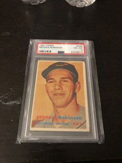 1957 Topps Brooks Robinson PSA 4