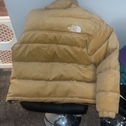 NWT North Face Winter jacket Large