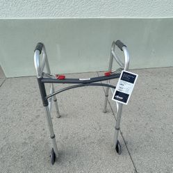 Deluxe Folding Walker