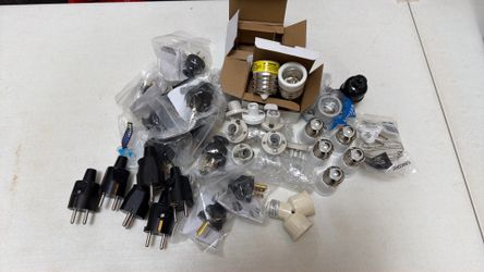 Lot of Lightbulb and Plug Adapters