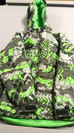 Boys Vintage Puma Coat Size XL