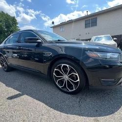 2015 Ford Taurus