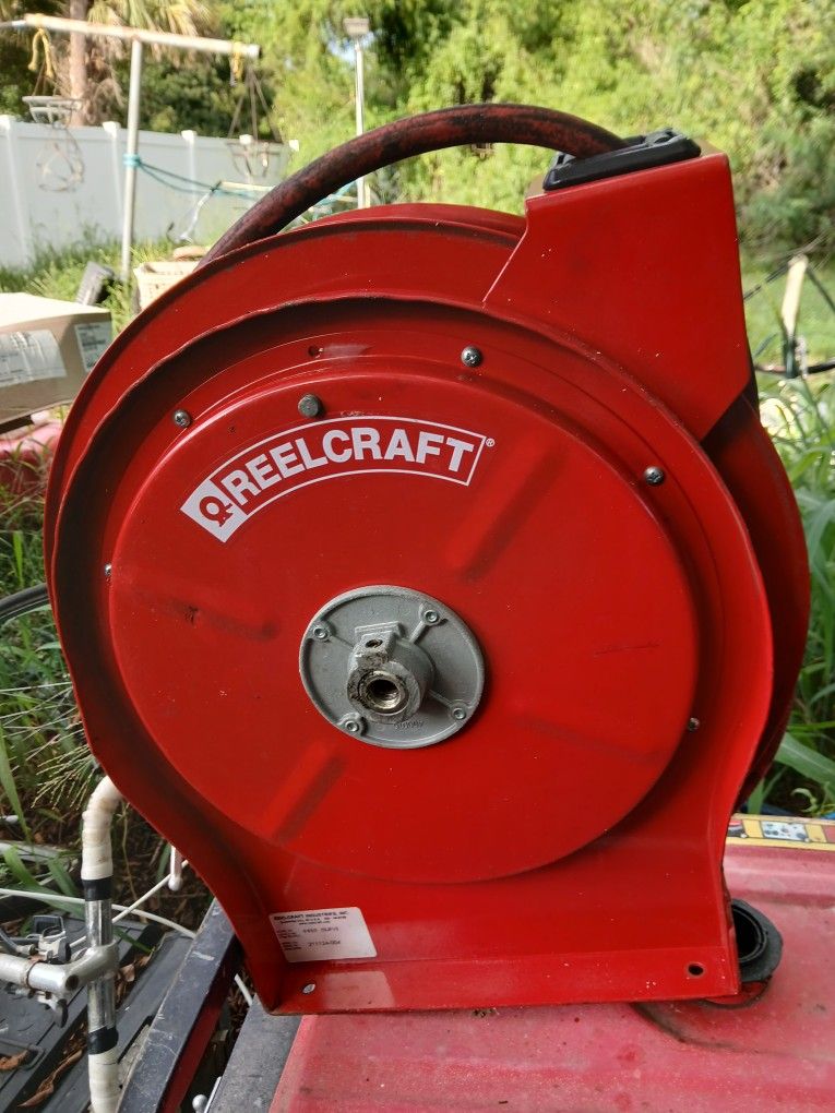 Retractable Hose Reel