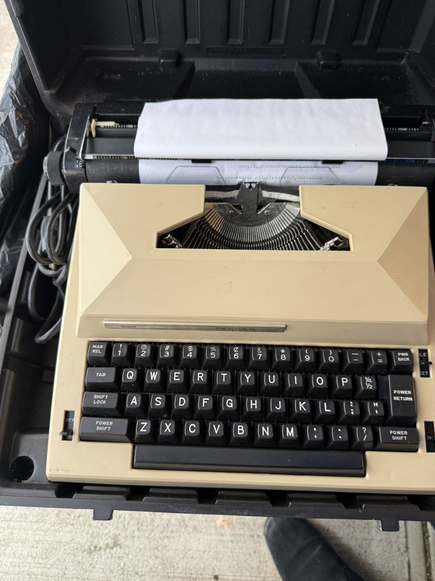 Vintage Sears Scholar Electric Typewriter