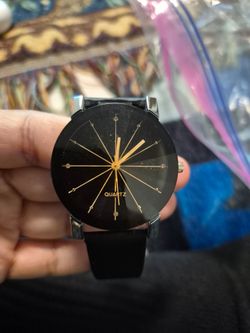 Quartz Watch Black Dial Gold Hands