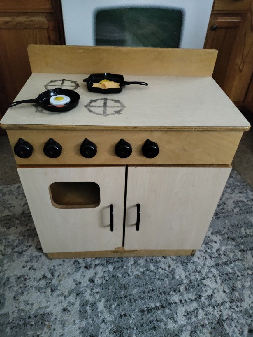 Play Kitchen! Solid Wood! ChildCraft Brand! Hard To Find!