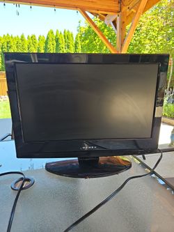 Dynex LCD TV with built-in DVD player