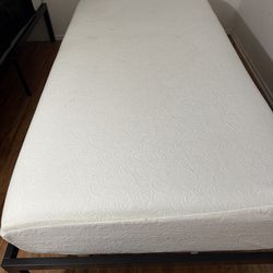Twin bed- mattress and base x2