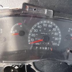 98-03 Ford Econoline gauge cluster e150 e150 e1350