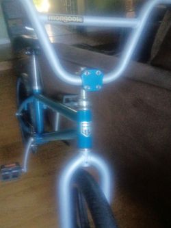 20" BMX MONGOOSE BIKE