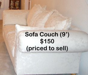 Oversized Sofa Couch $150 (priced to sell!!)