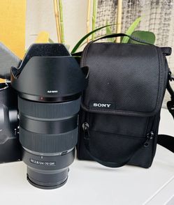 Sony G master FE 24-70mm f2.8 GM lens like new