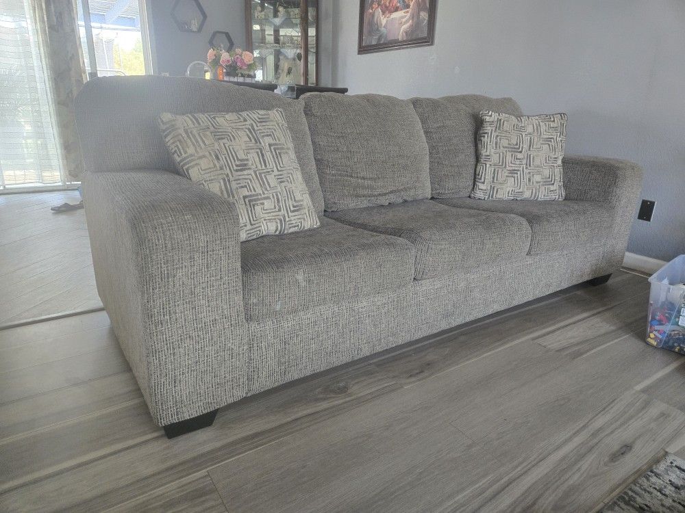 Sofa/couch