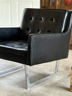Vintage Mcm modern chair