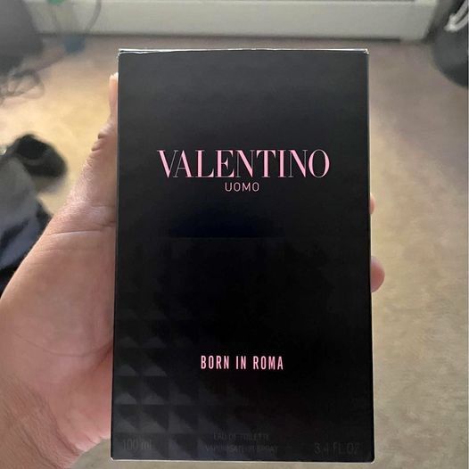 Valentino Born In Roma Perfume 