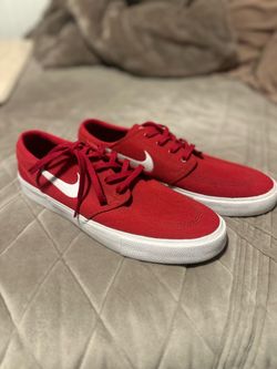 Red Nike Janoski’s