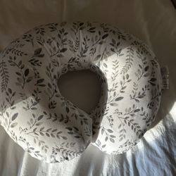 Boppy-Style Breastfeeding Pillow! 