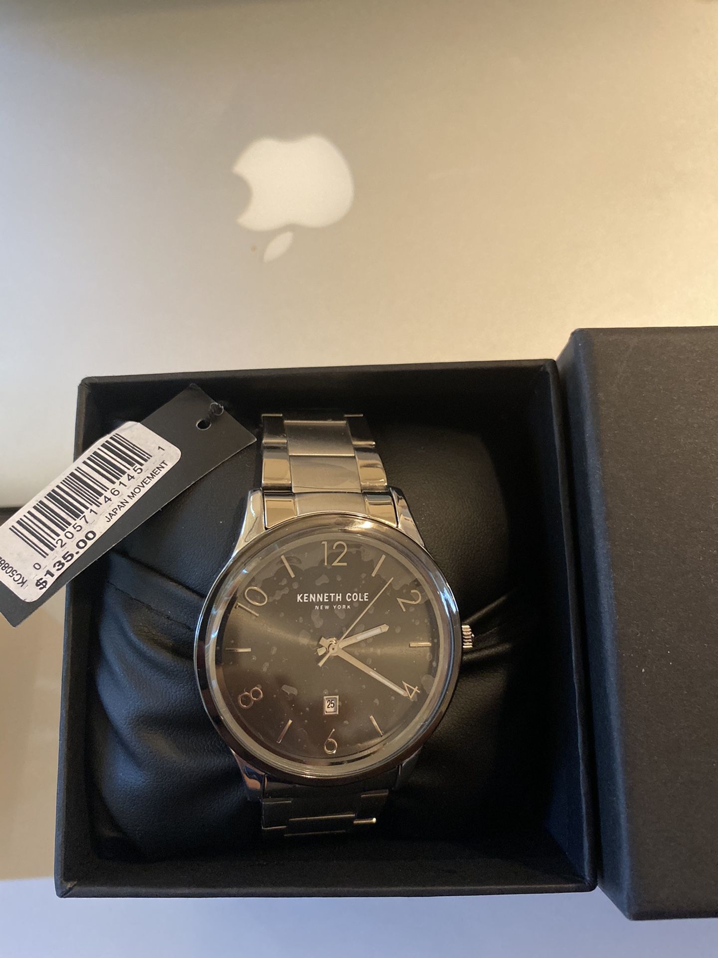 NEW Kenneth Cole men’s fashion watch style # KC50882007
