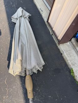 Outdoor Patio Umbrella