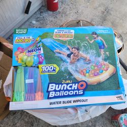 Brand New Zuru Water Slide Wipeout with 100 balloons
