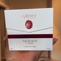 LA Rouge Pierre  Age Reversal Cream