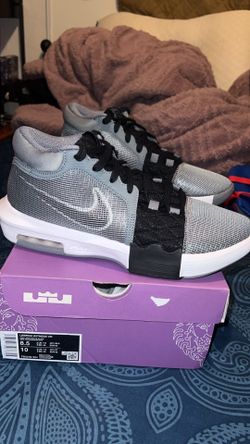 Nike LeBron Witness VIII Sneakers