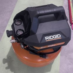 Ridgid 6 Gallon Air Compressor - 150 PSI