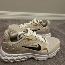New Nike Women's Zoom Air Fire Shoes Sneakers - Light Orewood Brown /Size 8