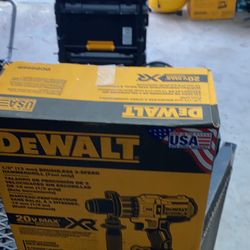 DEWALT DCD996B 20-Volt MAX XR Cordless Brushless 3-Speed 1/2 in. Hammer Drill (Tool-Only) SOLO HERRAMIENTA